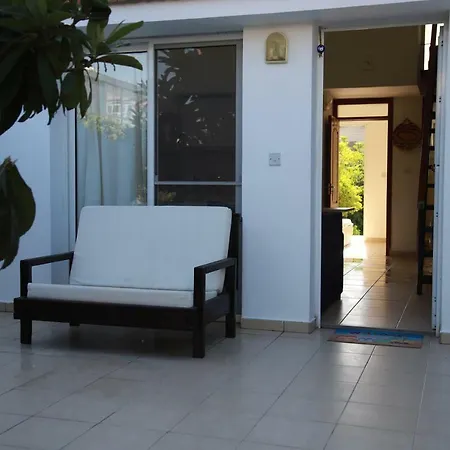 Peri's Paradise House *